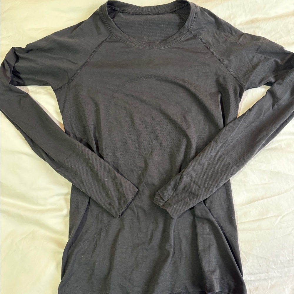 Lululemon Swiftly Tech Tee Size 6